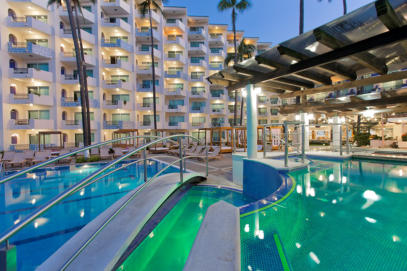 A luxury hotel swimming pool.